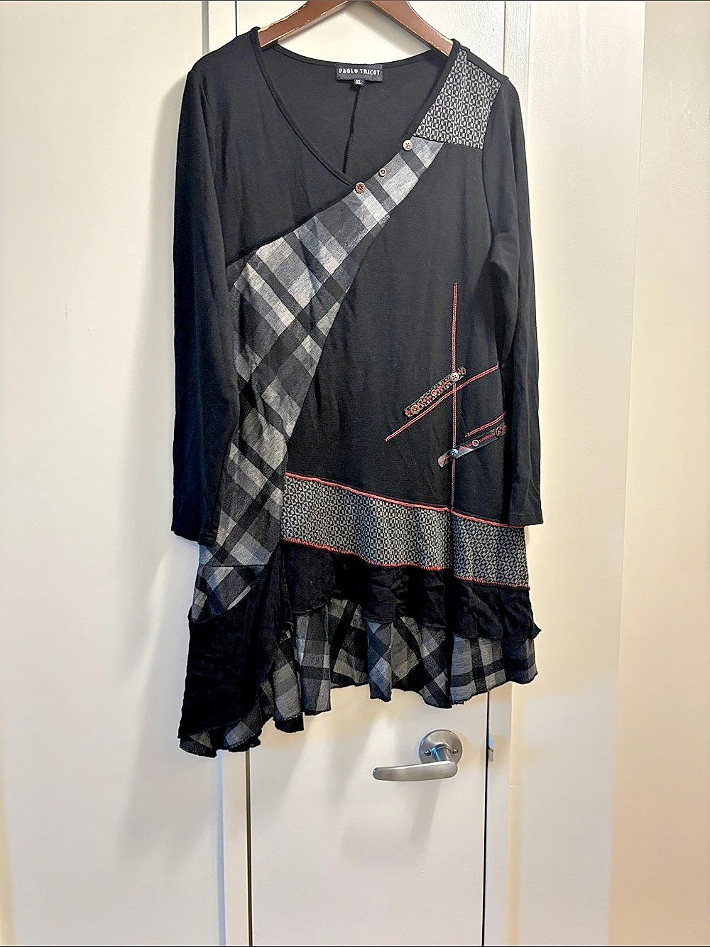 Paolo Tricot Black & Gray Plaid Tunic Size XL